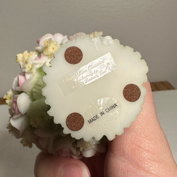 Thank You Porcelain Flower Bouquet Seraphim Classics Roman Inc Heaven on Earth - Picture 5 of 5